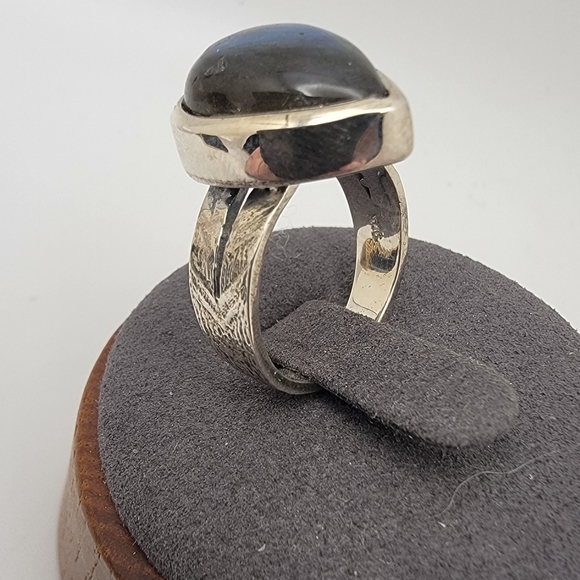 Labrodorite Gemstone Sterling Silver Ring Size 6.5 - Picture 2 of 4